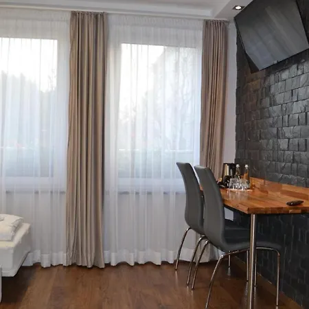 Vip - Pokoje,sniadanie,apartament Kinowy, Masaz