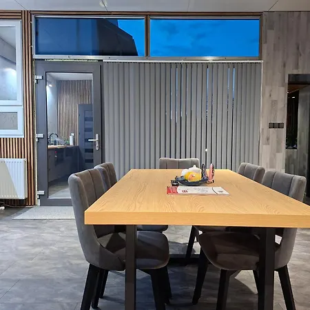 Vip - Pokoje,sniadanie,apartament Kinowy, Masaz Bed & Breakfast 3*