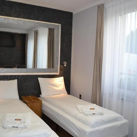 Vip - Pokoje,sniadanie,apartament Kinowy, Masaz Bed & Breakfast 3*