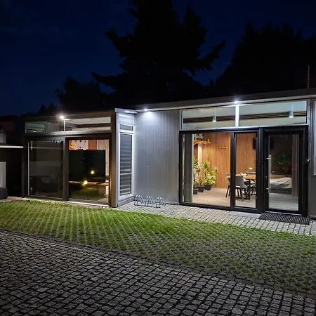 Vip - Pokoje,śniadanie,apartament Kinowy, Masaż