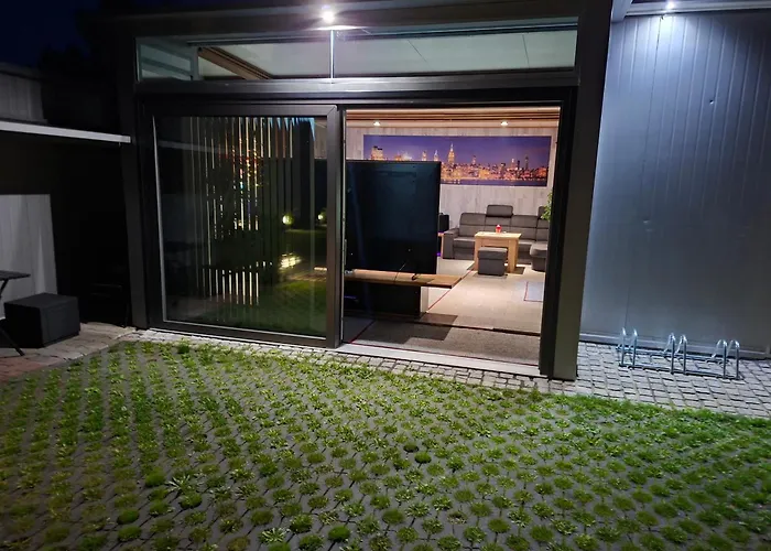 Bed & Breakfast Vip - Pokoje,sniadanie,apartament Kinowy, Masaz 3*