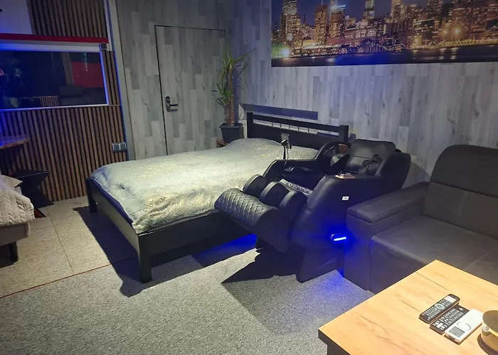 Bed & Breakfast Vip - Pokoje,sniadanie,apartament Kinowy, Masaz